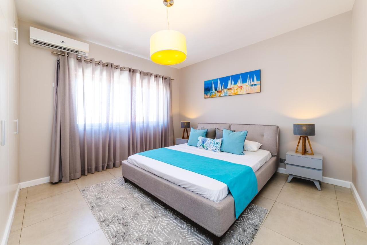 Beachcove Pereybere Beach Екстер'єр фото